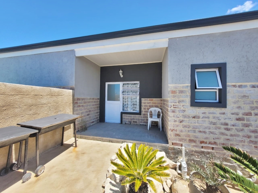 5 Bedroom Property for Sale in Struisbaai Western Cape